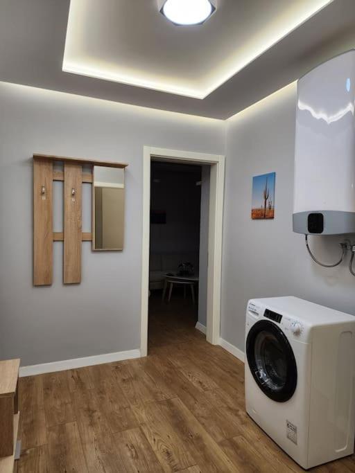 Cozy Midtown In Apartman *