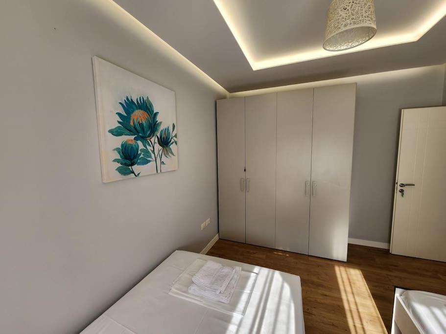 Апартаменти Cozy Midtown In *